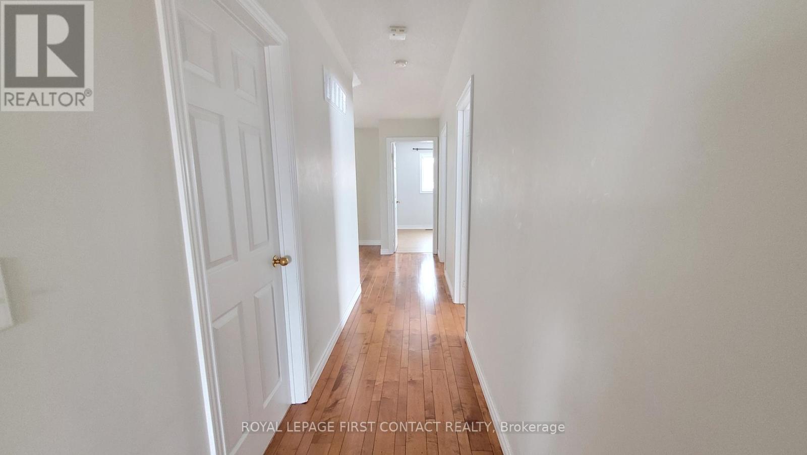 Upper - 58 Lake Crescent, Barrie, Ontario L4N 6A7 - Photo 18 - S12607912