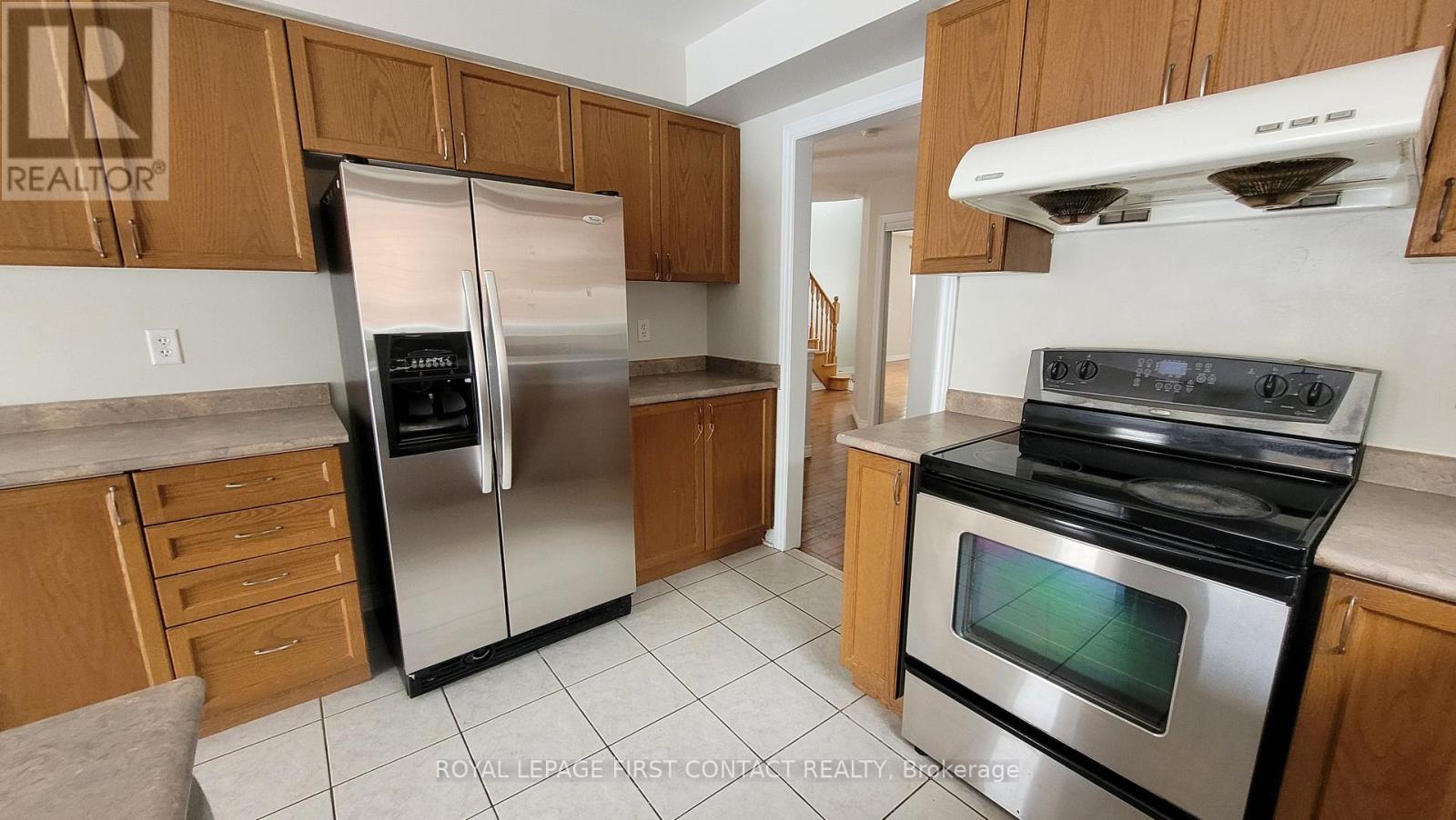 Upper - 58 Lake Crescent, Barrie, Ontario L4N 6A7 - Photo 9 - S12607912