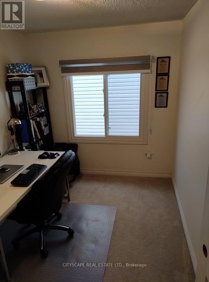 11 Trammell Lane, Brampton, Ontario  L6Y 4J2 - Photo 16 - W12607914