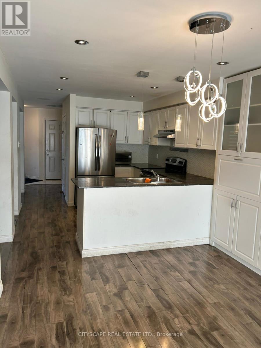 11 Trammell Lane, Brampton, Ontario  L6Y 4J2 - Photo 23 - W12607914