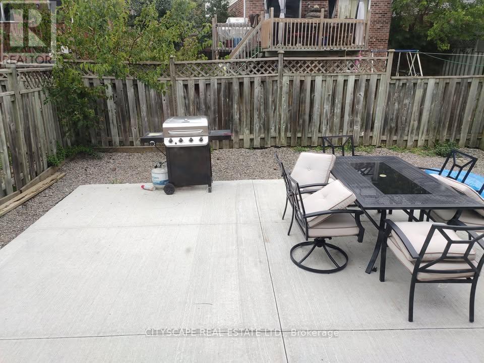 11 Trammell Lane, Brampton, Ontario  L6Y 4J2 - Photo 33 - W12607914