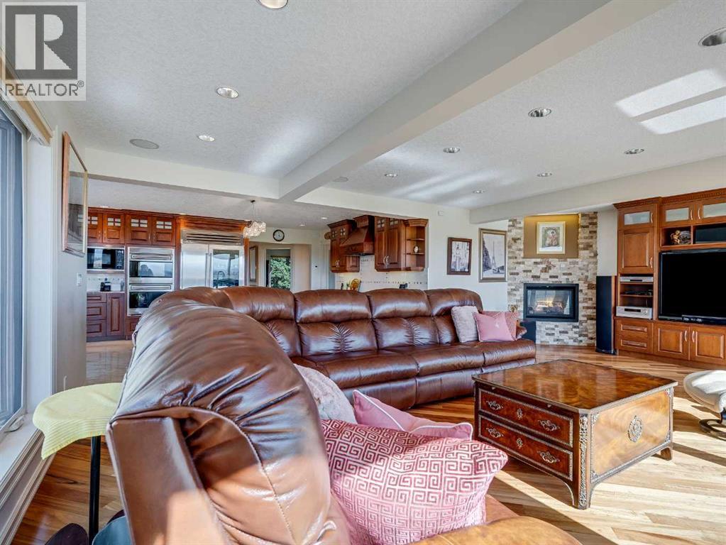 225 Huggard Road, Rural Rocky View County, Alberta  T3Z 2C2 - Photo 19 - A2274287