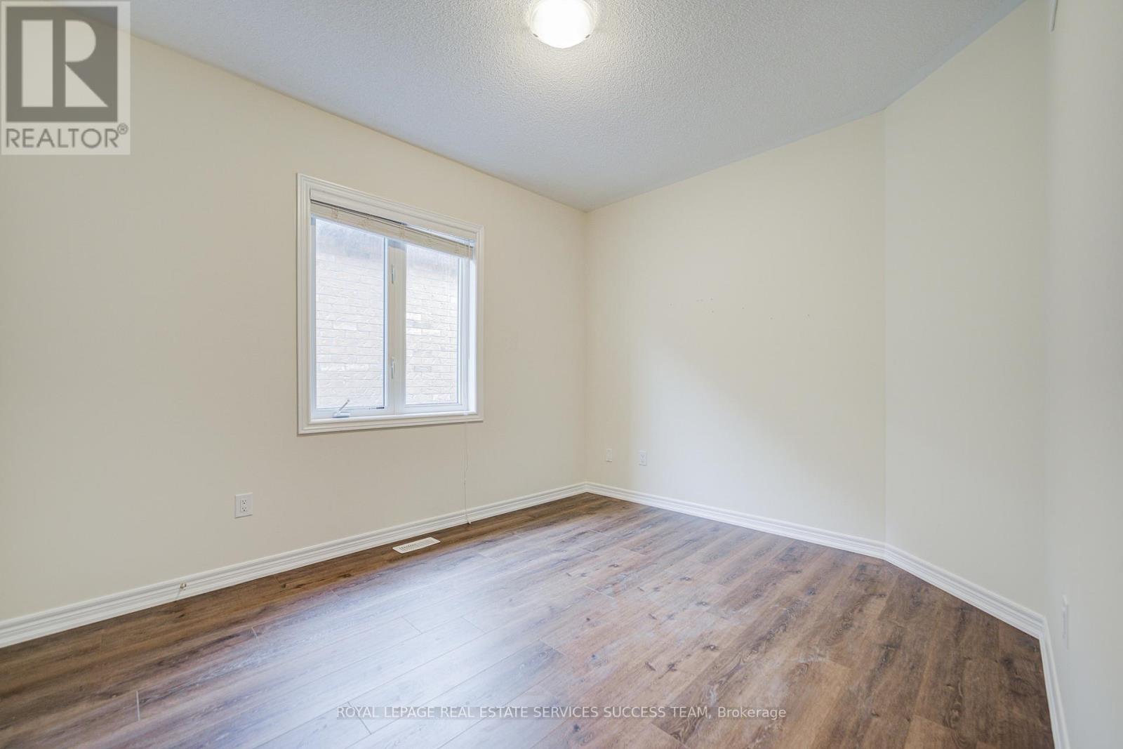 81 Kaitting Trail, Oakville, Ontario L6M 0T6 - Photo 23 - W12603312