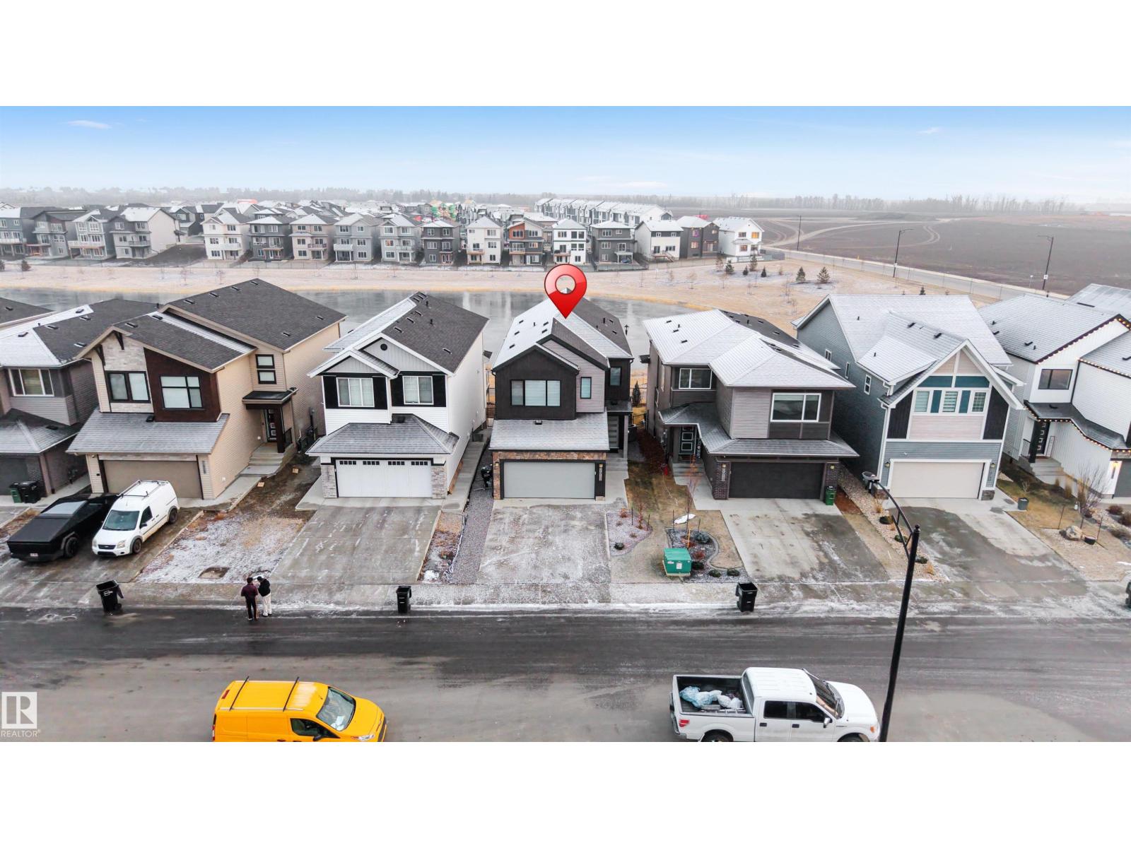 19135 22 Av Nw, Edmonton, Alberta  T6M 1R1 - Photo 2 - E4467598