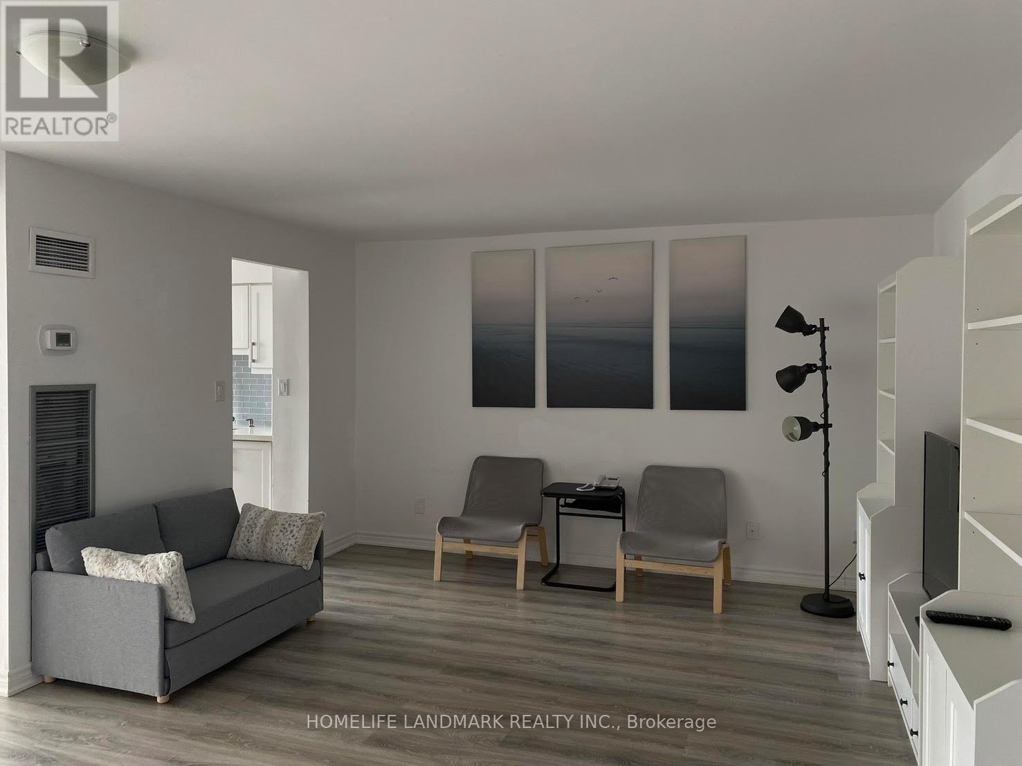 2413 - 633 Bay Street, Toronto, Ontario  M5G 2G4 - Photo 5 - C12601516