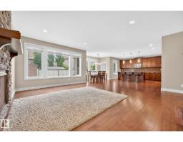 2121 90A ST SW, Edmonton, Alberta