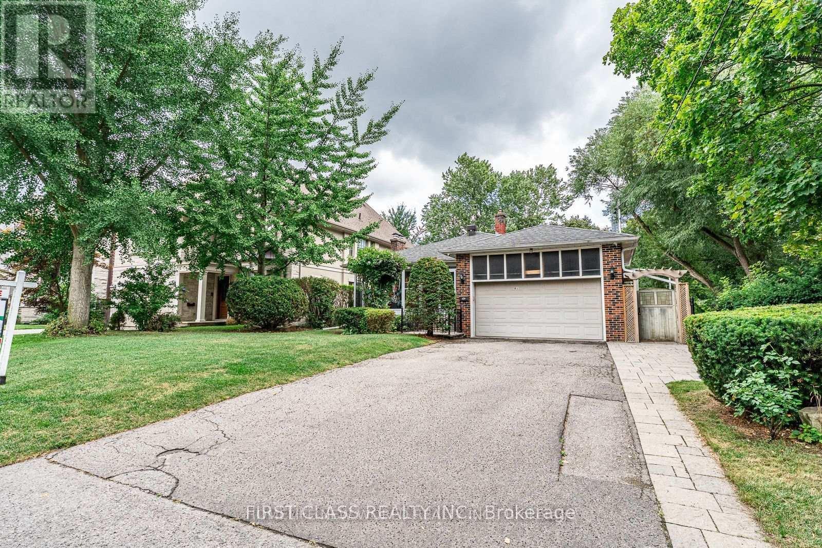 81 Hillcrest Avenue, Toronto, Ontario  M2N 3N6 - Photo 2 - C12607924