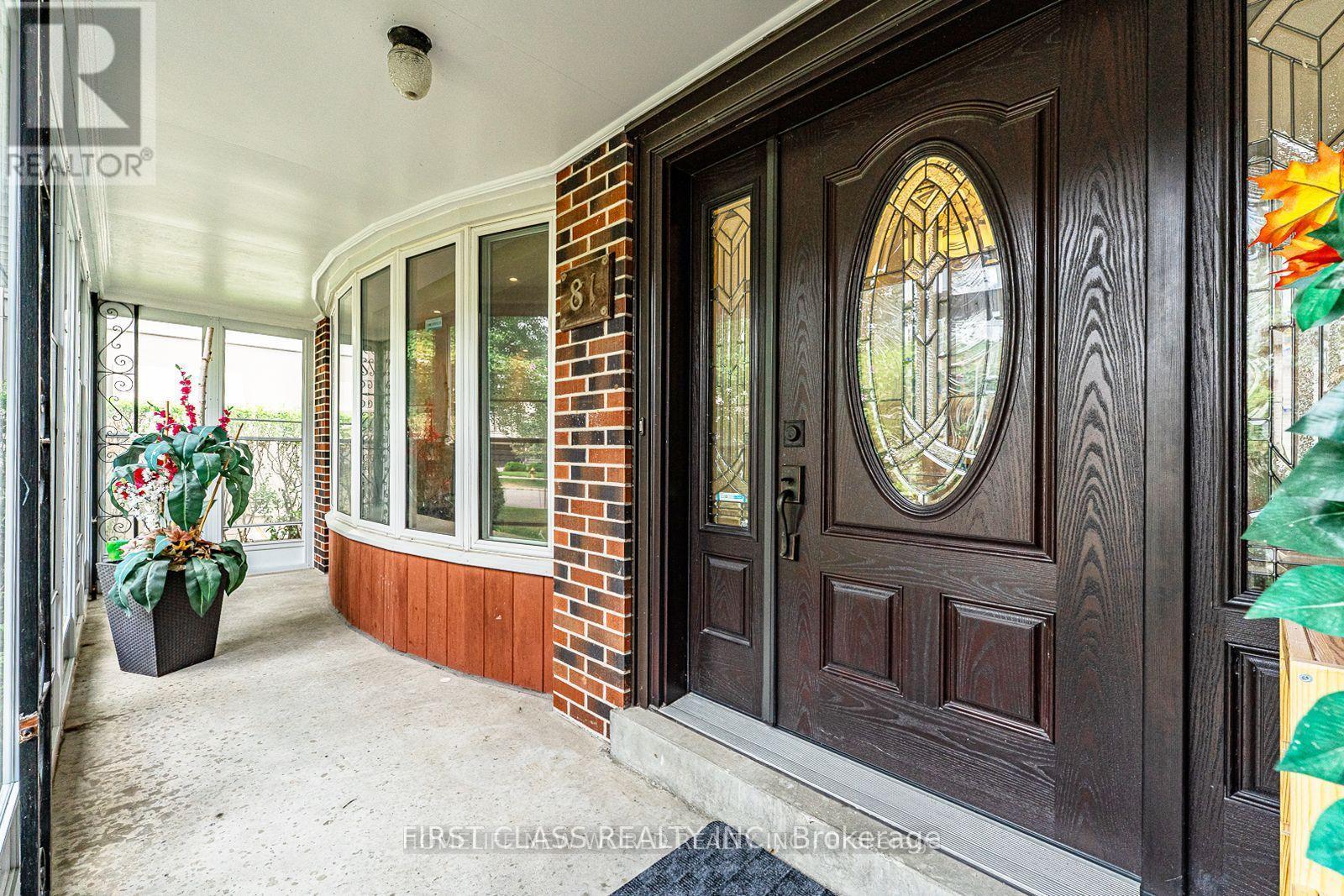 81 Hillcrest Avenue, Toronto, Ontario  M2N 3N6 - Photo 3 - C12607924