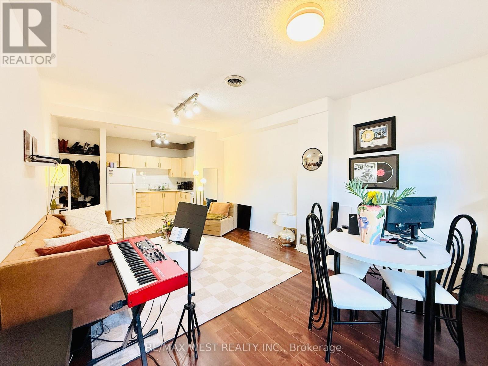 A - 536 College Street, Toronto, Ontario  M6G 1A6 - Photo 6 - C12607930