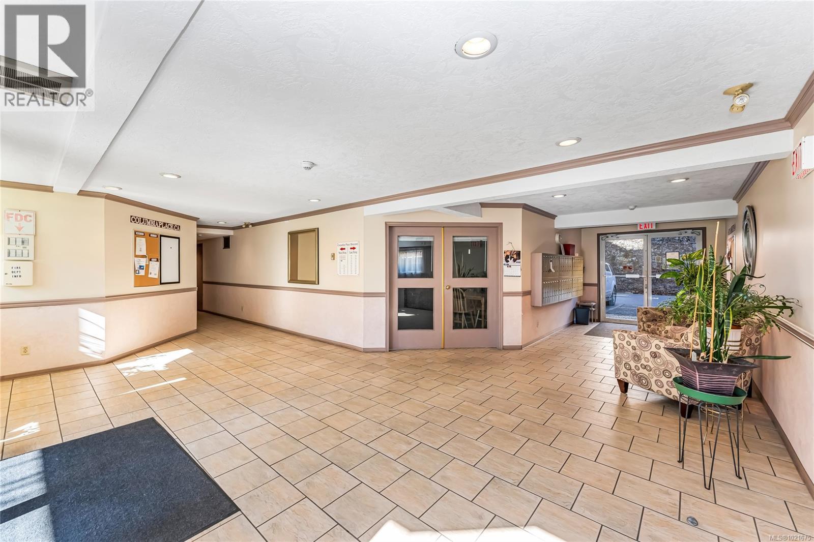 102 40 Gorge Rd W, Saanich, British Columbia V9A 1L8 - Photo 25 - 1021675