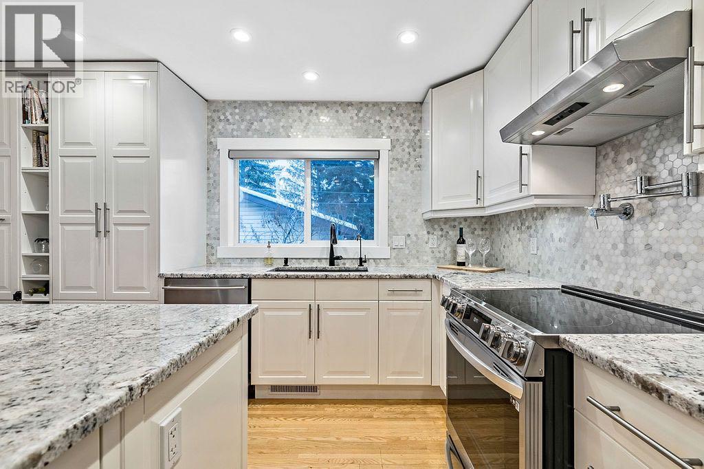 269 Windermere Road Sw, Calgary, Alberta  T3C 3L2 - Photo 12 - A2274197