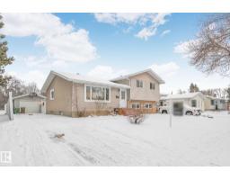 16 LAROSE DR Lacombe Park