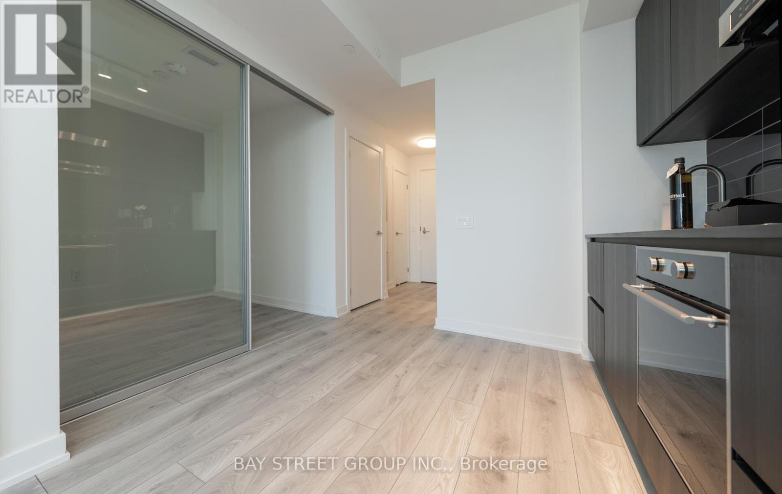 1811 - 110 Broadway Avenue, Toronto, Ontario M4P 1V7 - Photo 11 - C12607936