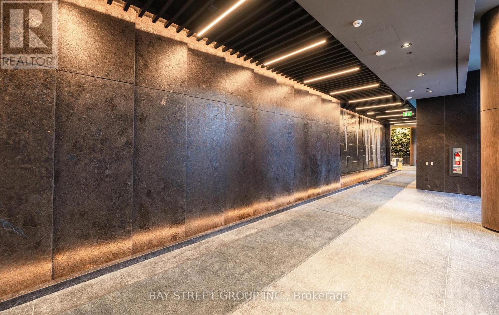 1811 - 110 Broadway Avenue, Toronto, Ontario M4P 1V7 - Photo 4 - C12607936