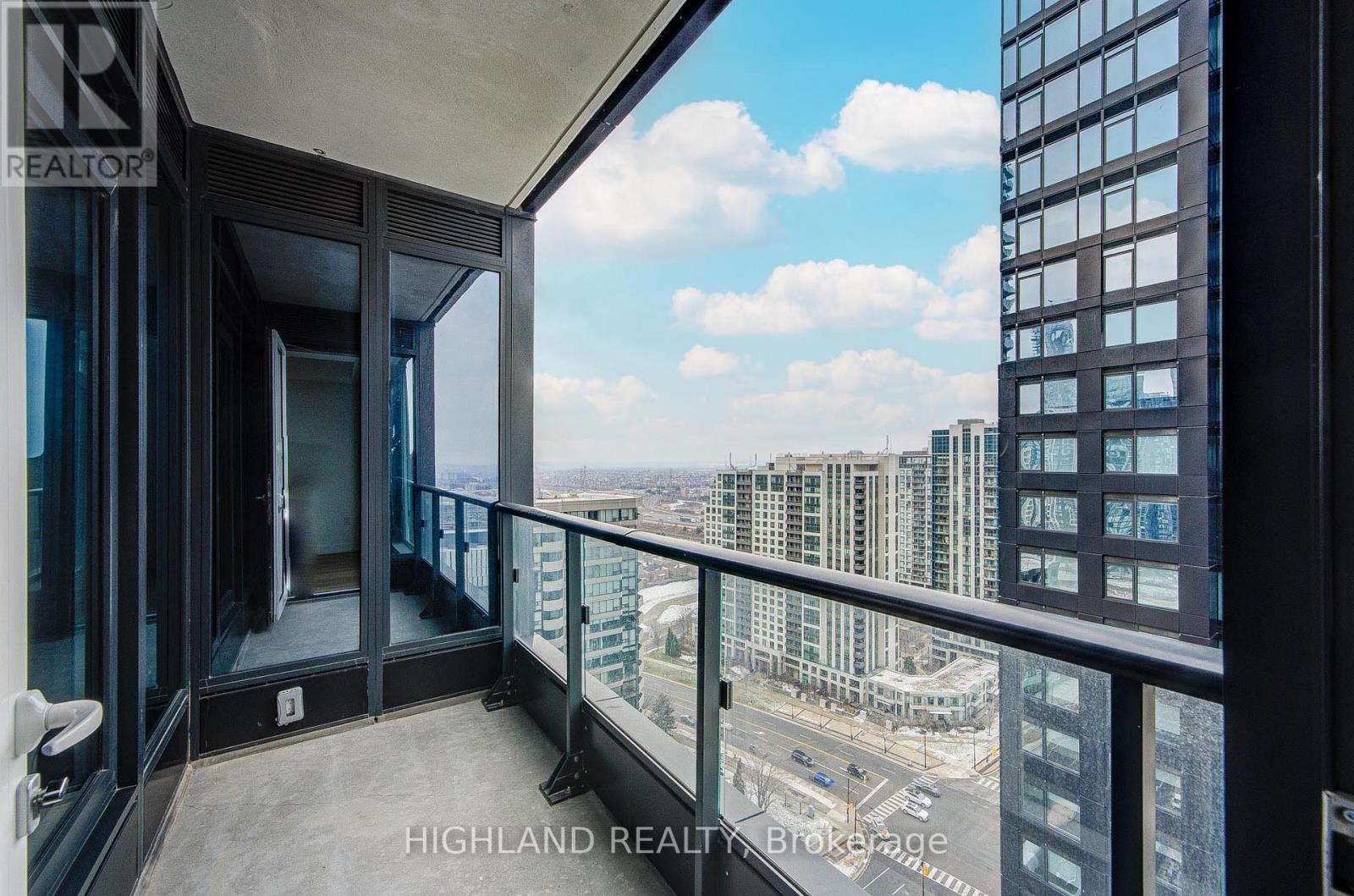 2111 - 395 Square One Drive, Mississauga, Ontario  L5B 0P6 - Photo 17 - W12570534