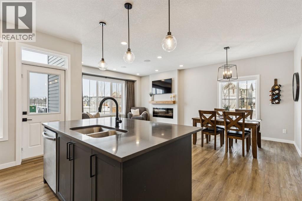 103 Saddlebred Link, Cochrane, Alberta  T4C 3B6 - Photo 6 - A2271939