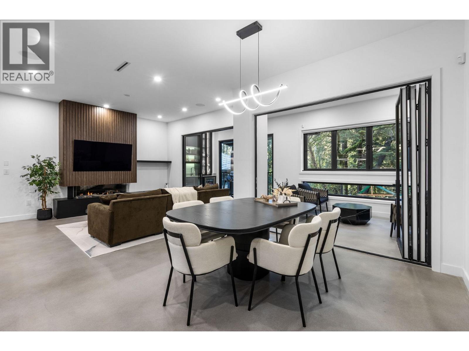 990 Seaforth Way, Port Moody, British Columbia  V3H 1P3 - Photo 12 - R3072617