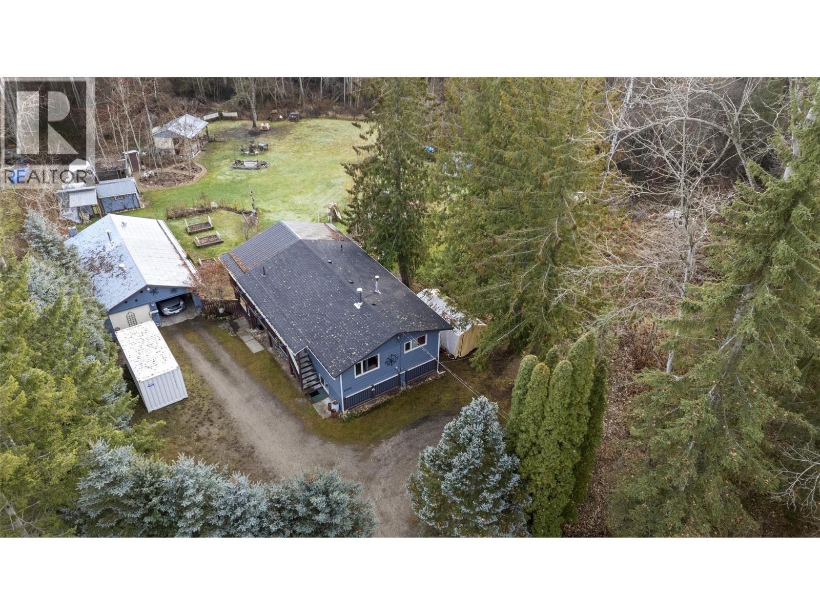 4690 44 Avenue Nw, Salmon Arm, British Columbia  V1E 3A7 - Photo 3 - 10370499