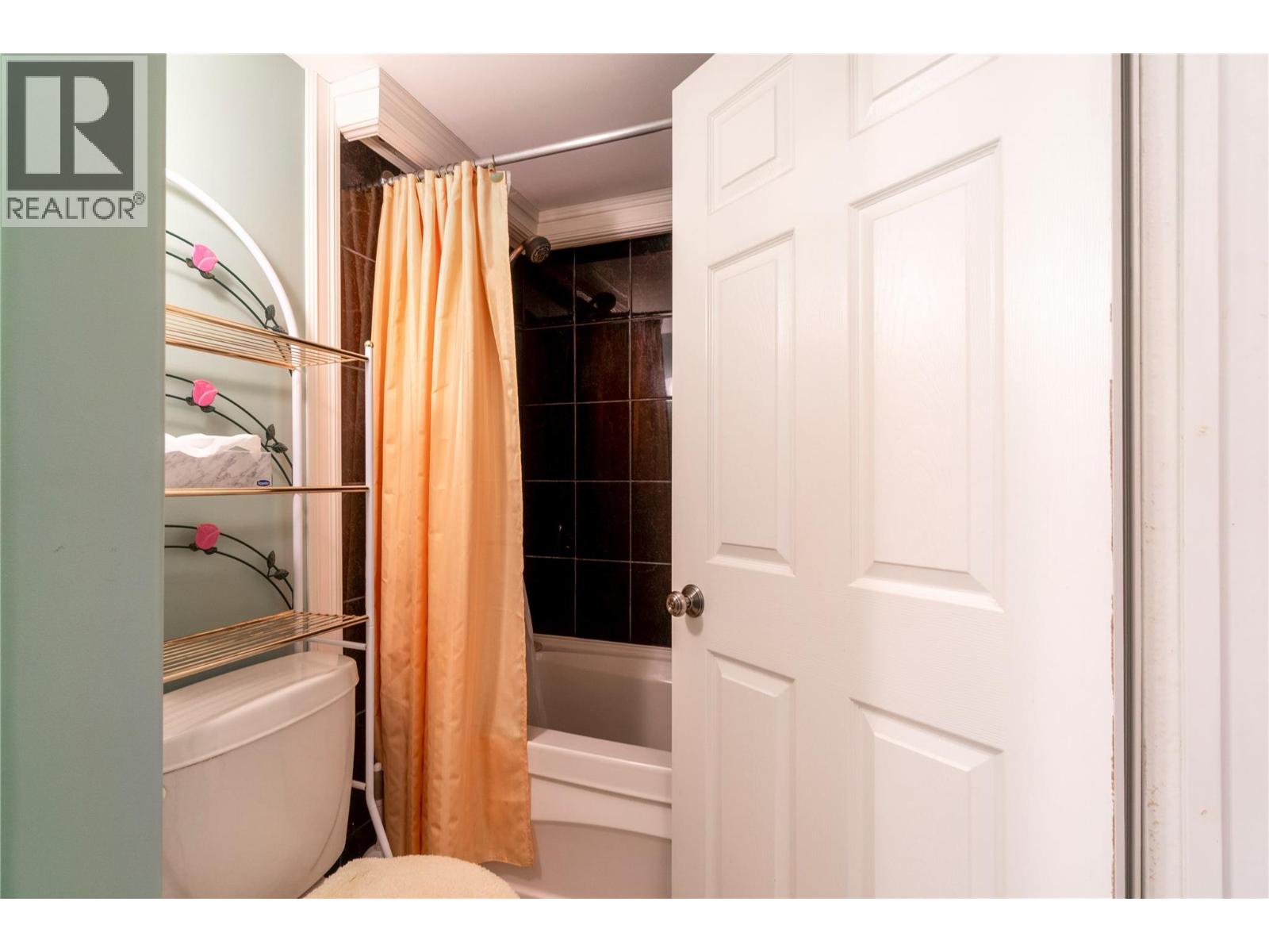 4690 44 Avenue Nw, Salmon Arm, British Columbia  V1E 3A7 - Photo 27 - 10370499