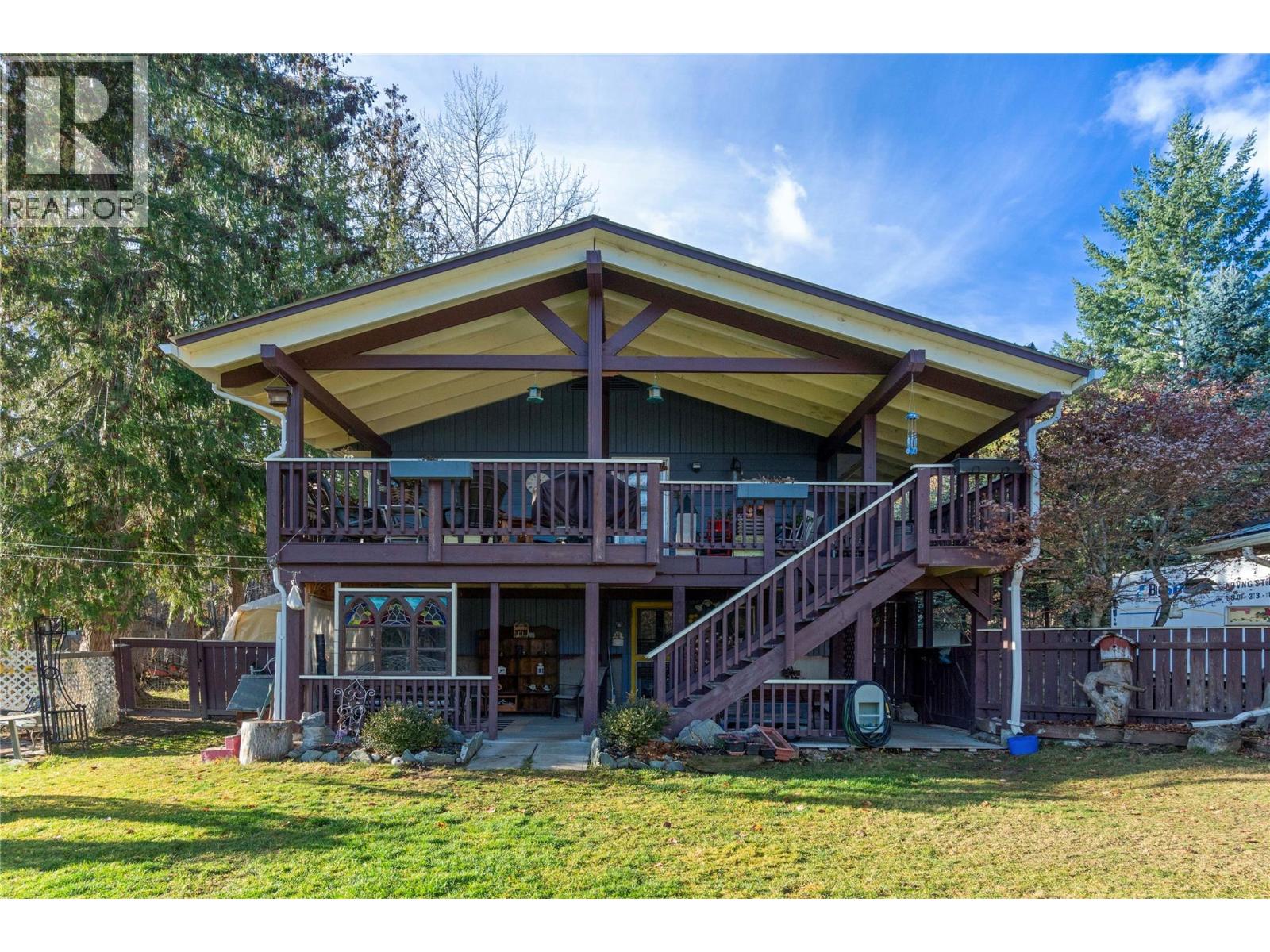 4690 44 Avenue Nw, Salmon Arm, British Columbia  V1E 3A7 - Photo 32 - 10370499