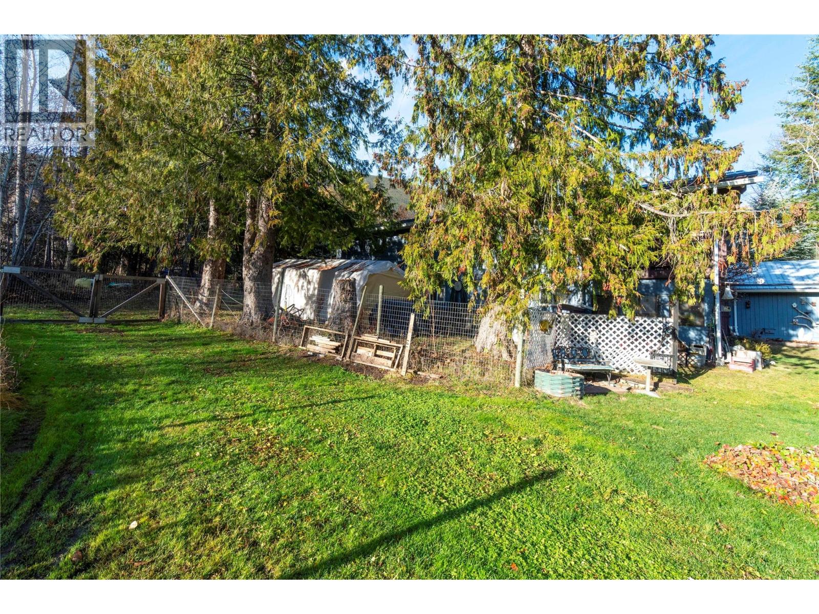 4690 44 Avenue Nw, Salmon Arm, British Columbia  V1E 3A7 - Photo 42 - 10370499