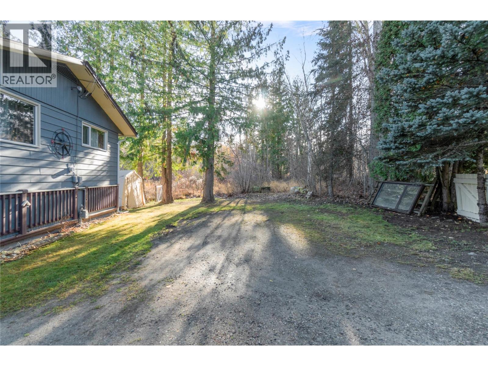 4690 44 Avenue Nw, Salmon Arm, British Columbia  V1E 3A7 - Photo 72 - 10370499