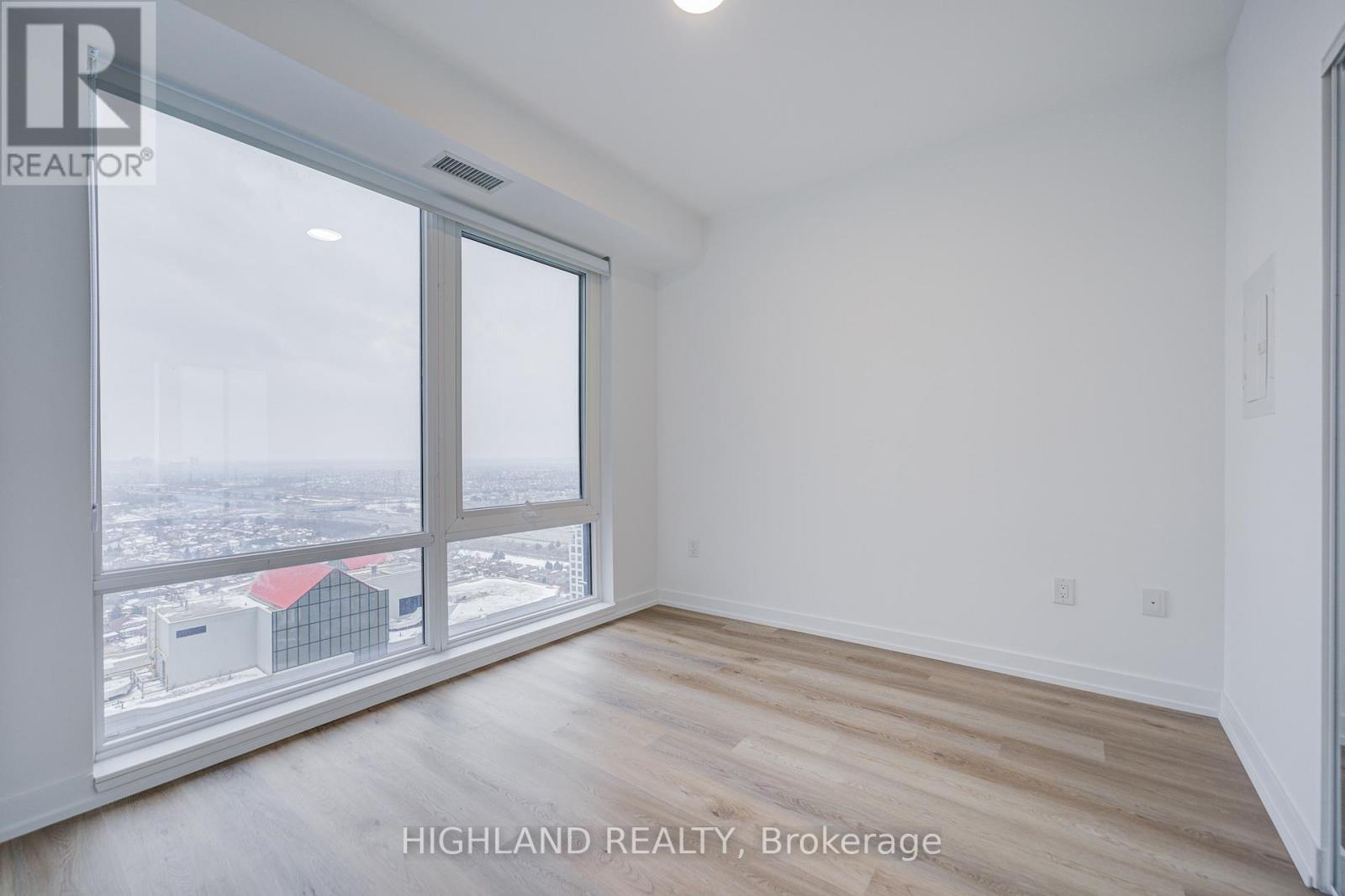 2609 - 395 Square One Drive, Mississauga, Ontario  L5B 0P6 - Photo 16 - W12588986