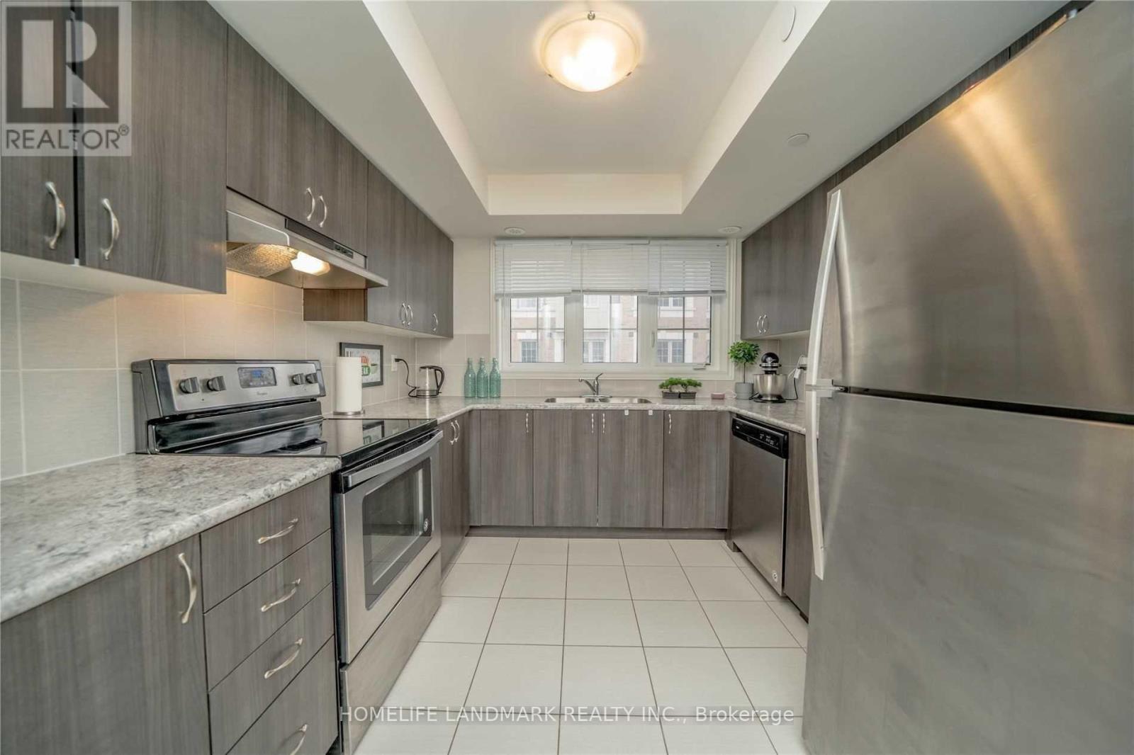 411 - 2218 Chevron Prince Path, Oshawa, Ontario  L1L 0H4 - Photo 8 - E12607956