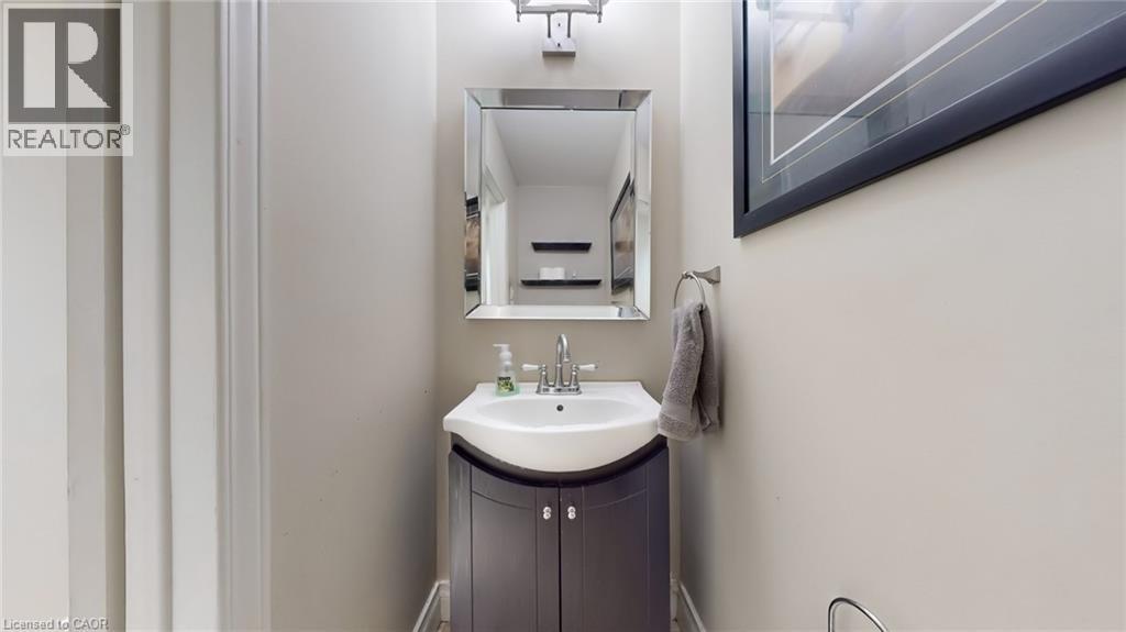 16 Mollison Court, Guelph, Ontario  N1C 1A7 - Photo 14 - 40782032