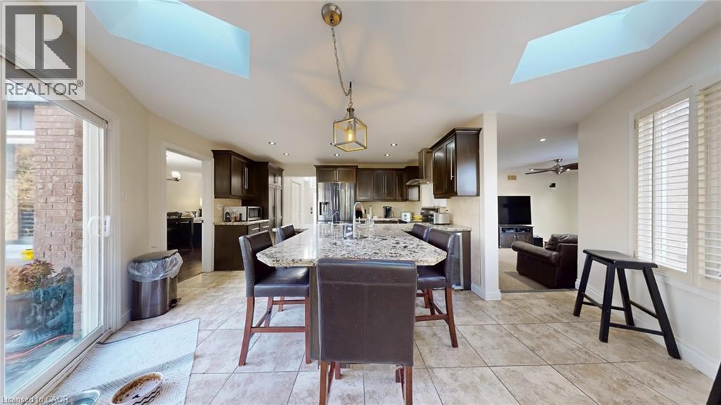 16 Mollison Court, Guelph, Ontario  N1C 1A7 - Photo 13 - 40782032