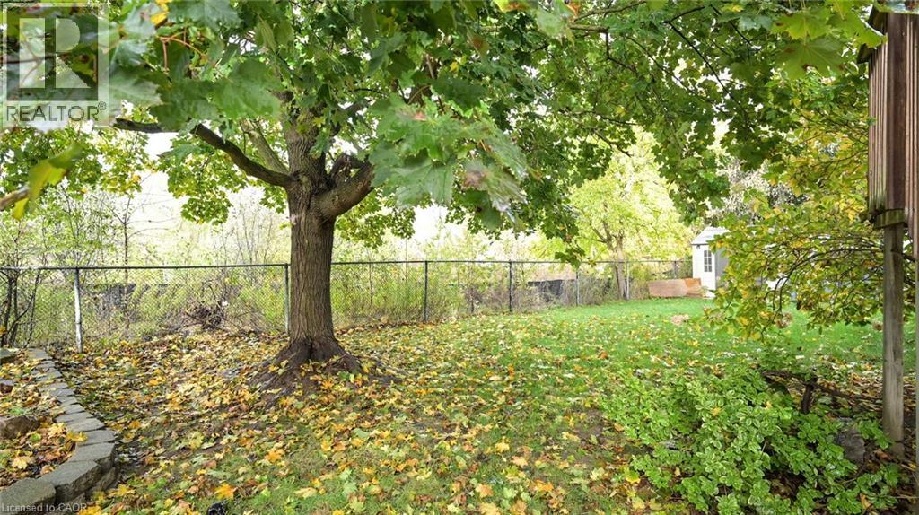 16 Mollison Court, Guelph, Ontario  N1C 1A7 - Photo 39 - 40782032