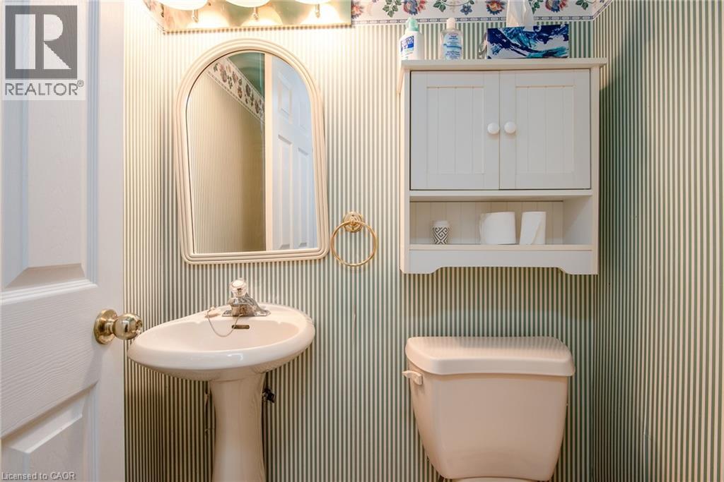 219 Deveron Crescent, London, Ontario N5Z 4J7 - Photo 26 - 40785592