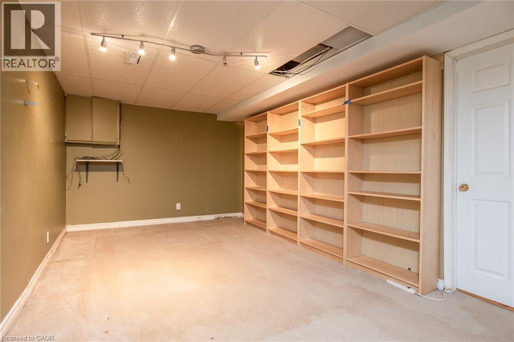 219 Deveron Crescent, London, Ontario N5Z 4J7 - Photo 37 - 40785592