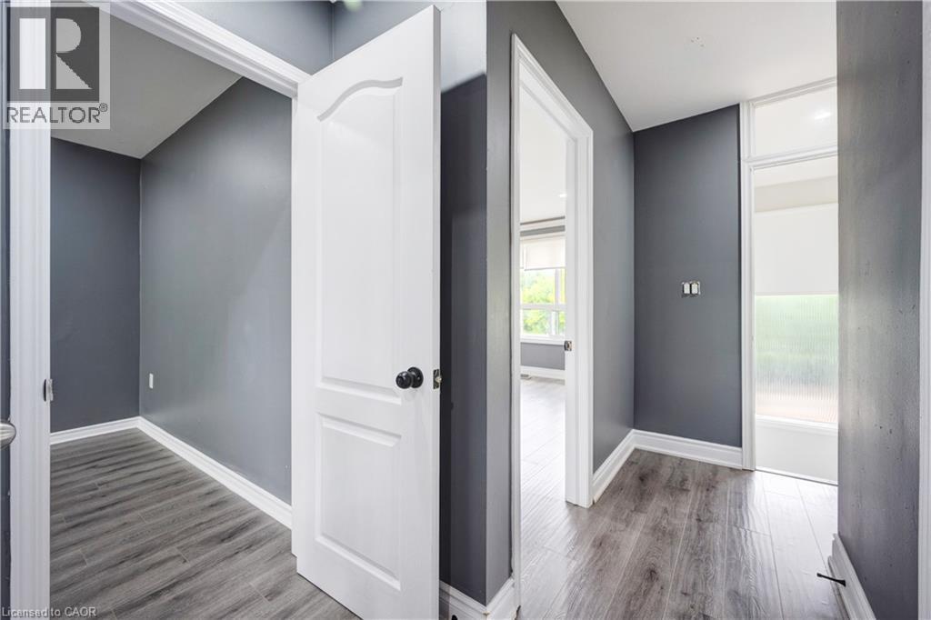 61 Clarence Street, Brampton, Ontario L6W 1S4 - Photo 29 - 40787820