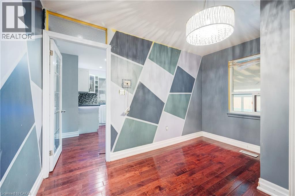 61 Clarence Street, Brampton, Ontario L6W 1S4 - Photo 15 - 40787820