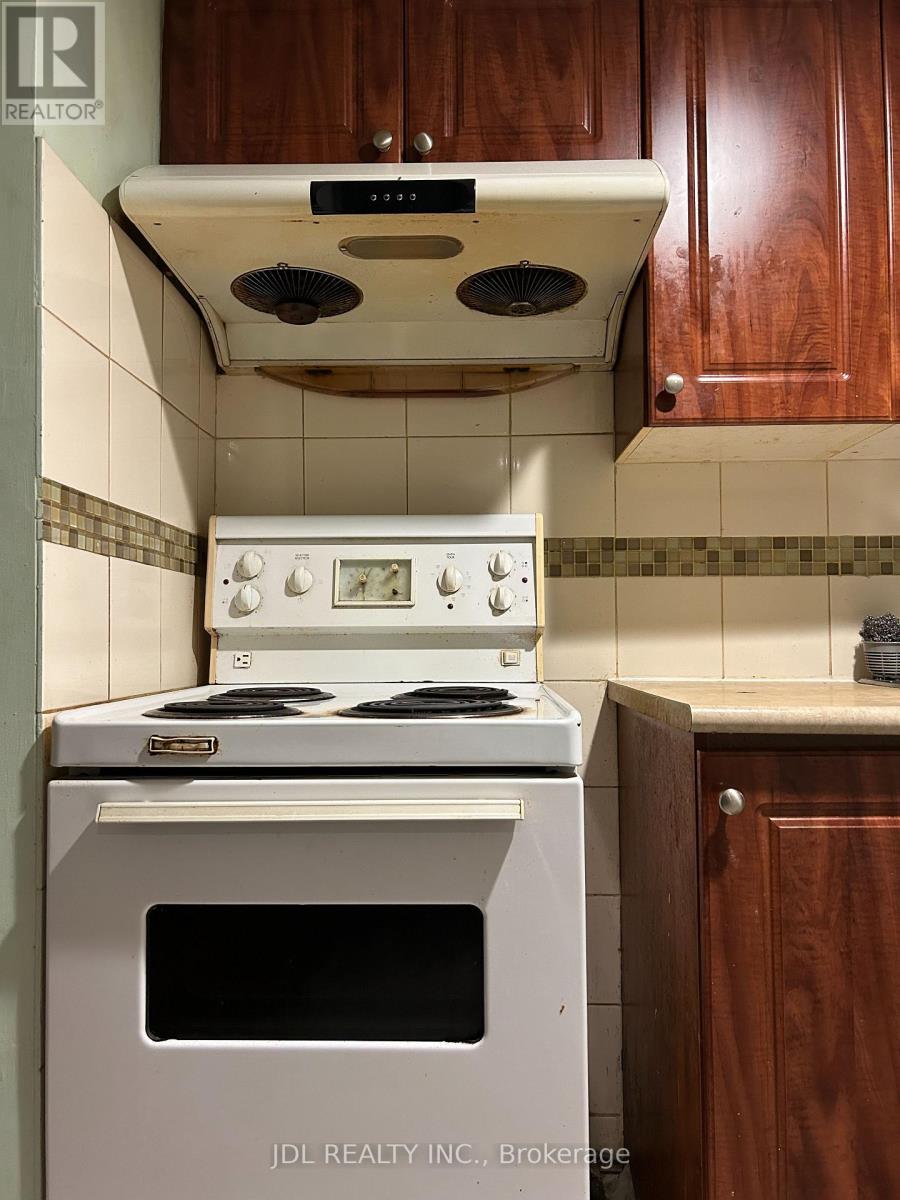 Basement - 62 Newlands Ave Avenue, Toronto, Ontario M1L 1R9 - Photo 3 - E12607958