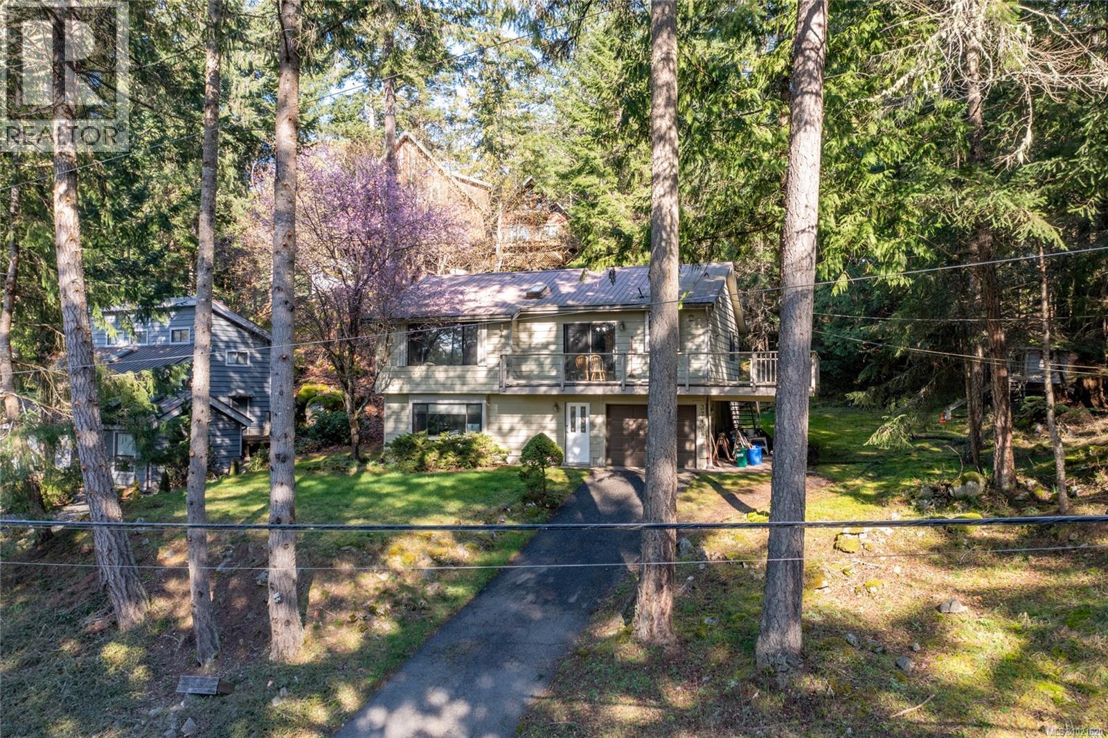 37138 Galleon Way, Pender Island, British Columbia