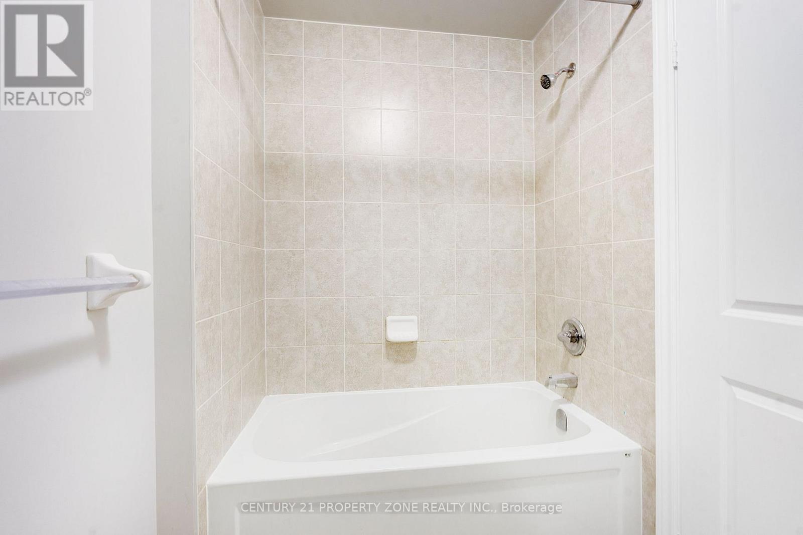 4 - 29 Pennycross Crescent, Brampton, Ontario  L7A 0B6 - Photo 32 - W12607962