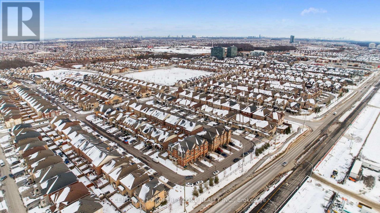 4 - 29 Pennycross Crescent, Brampton, Ontario  L7A 0B6 - Photo 4 - W12607962