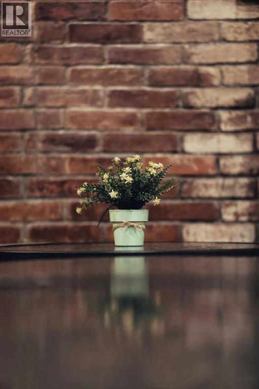 123 Calgary Street Se, Calgary, Alberta T2A 5K4 - Photo 1 - A2274241