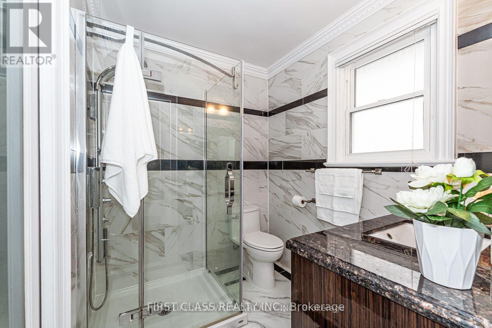 Upper - 81 Hillcrest Avenue, Toronto, Ontario M2N 3N6 - Photo 13 - C12607968