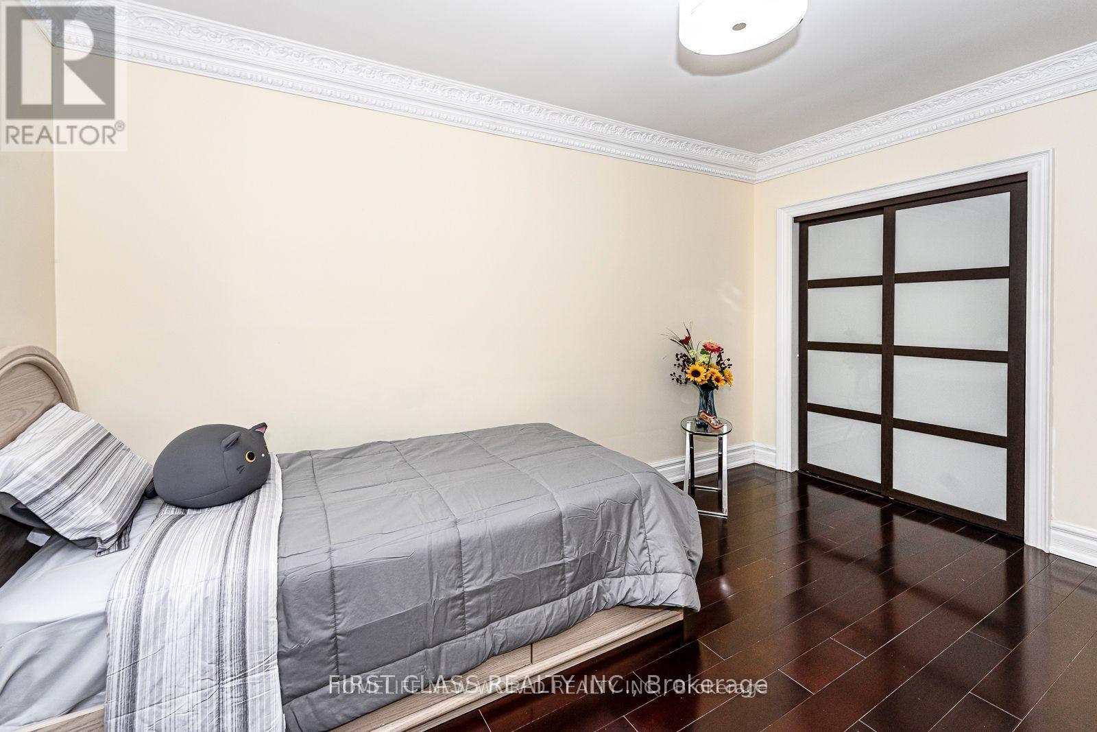 Upper - 81 Hillcrest Avenue, Toronto, Ontario M2N 3N6 - Photo 15 - C12607968