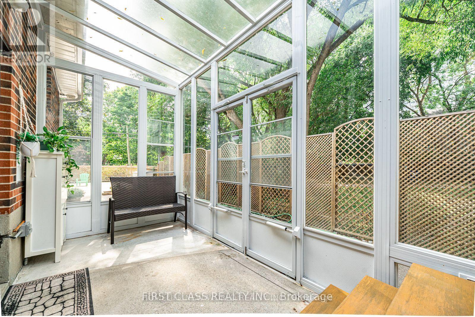 Upper - 81 Hillcrest Avenue, Toronto, Ontario M2N 3N6 - Photo 21 - C12607968