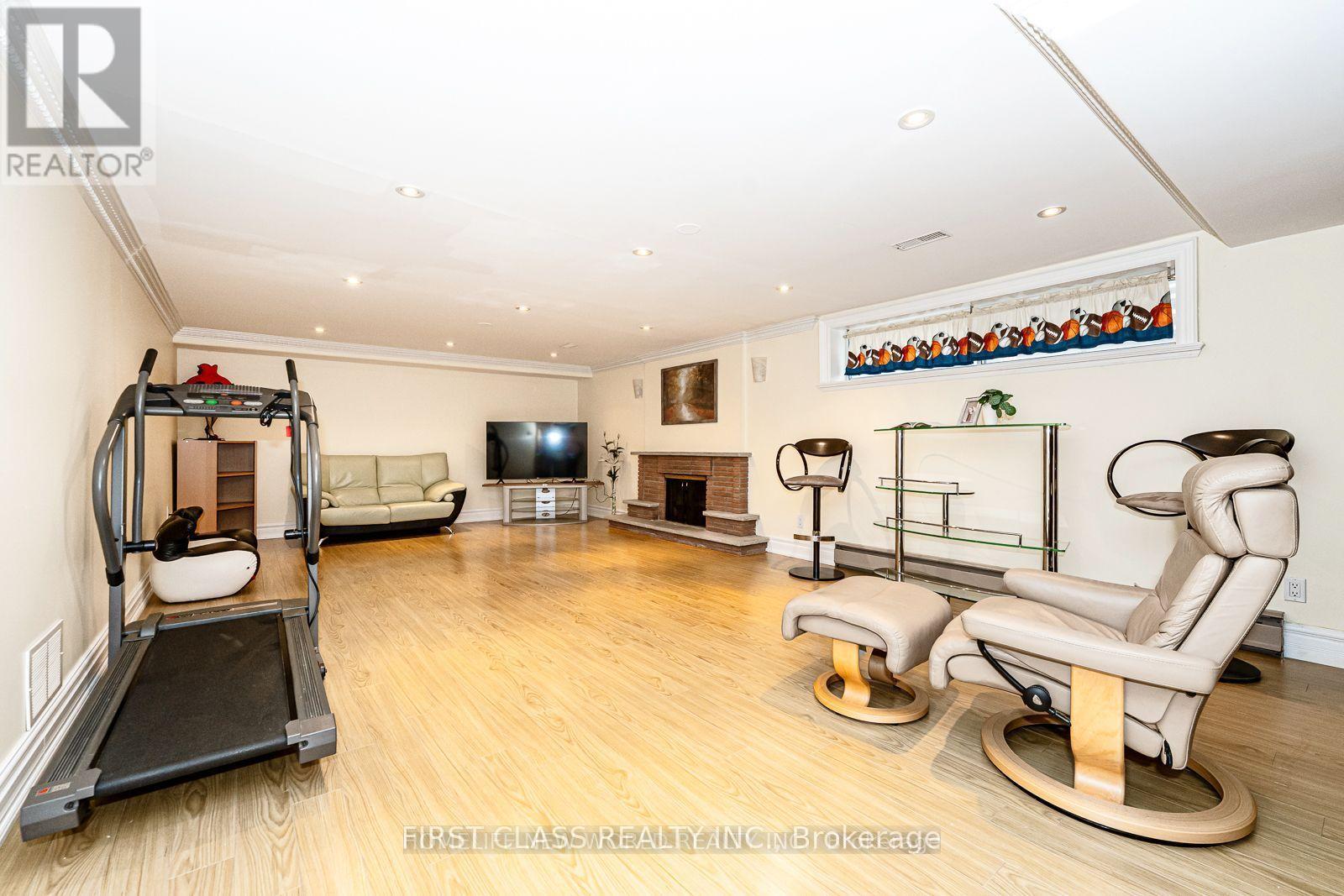 Basement - 81 Hillcrest Avenue, Toronto, Ontario  M2N 3N6 - Photo 2 - C12607970