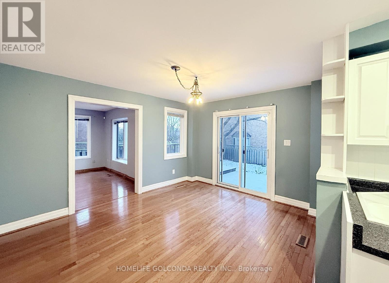 17 Goodwood Drive, Whitby, Ontario  L1N 8K5 - Photo 9 - E12607974