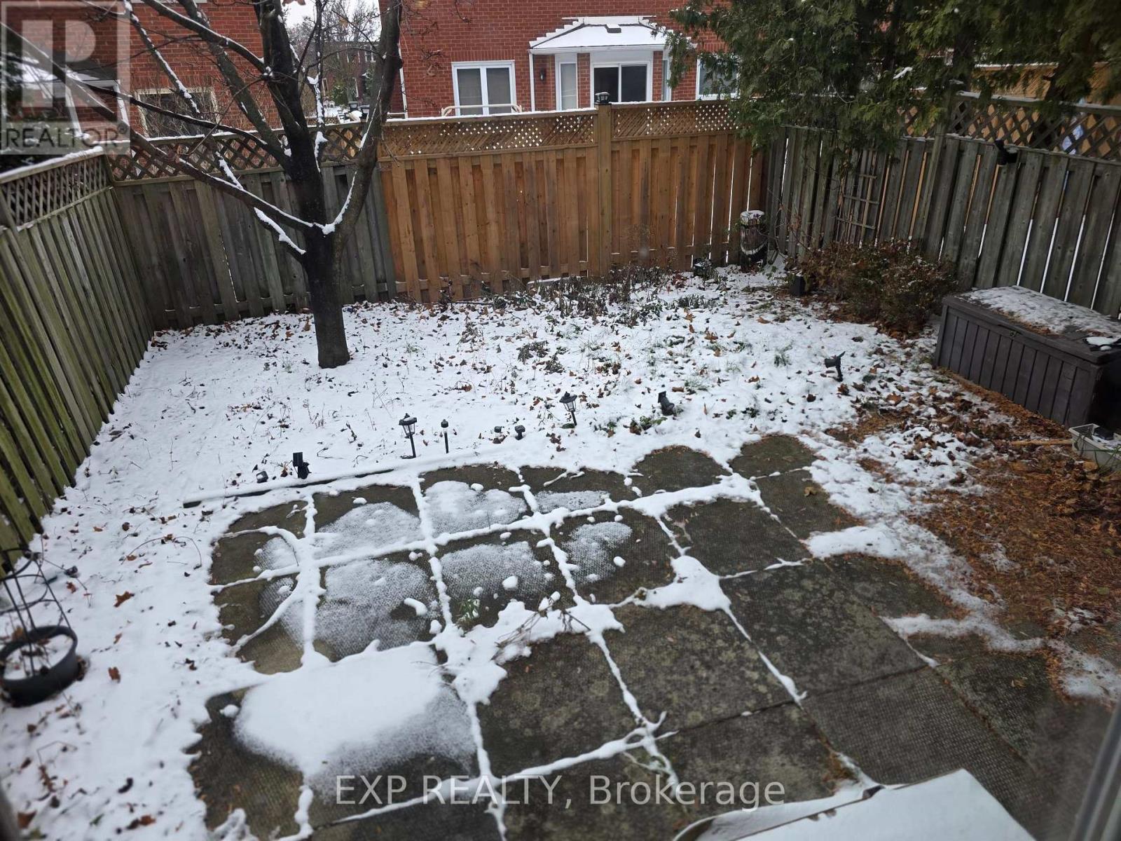 1296 Valerie Crescent W, Oakville, Ontario  L6J 7E5 - Photo 21 - W12607964