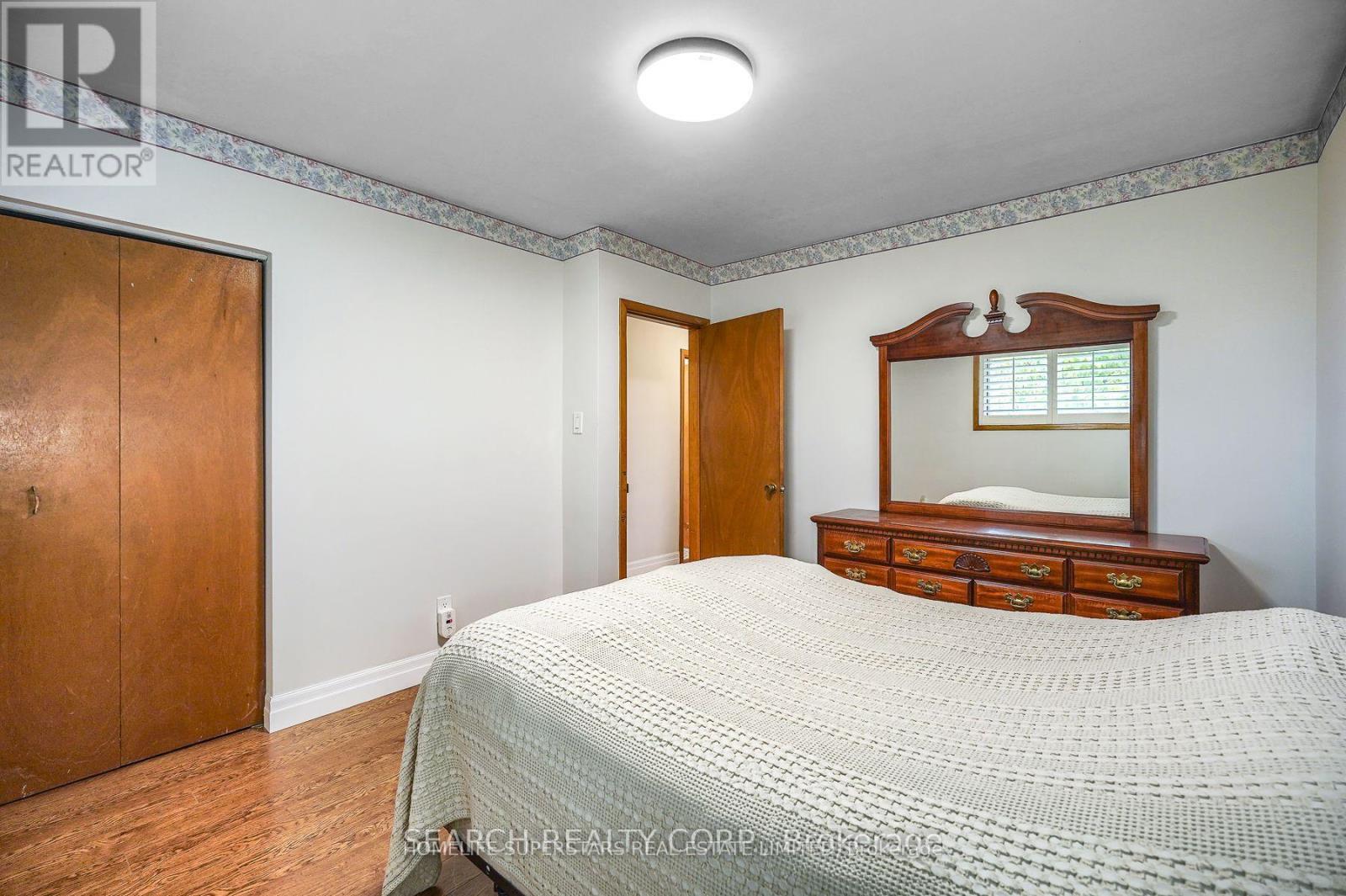 3766 Bayswater Crescent, Mississauga, Ontario L4T 2G5 - Photo 10 - W12607976