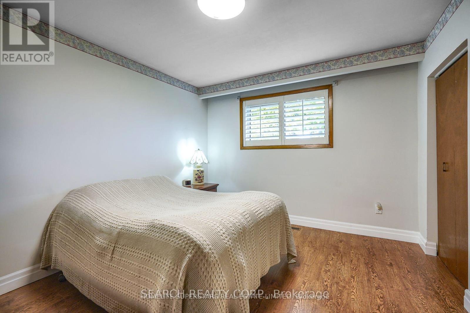 3766 Bayswater Crescent, Mississauga, Ontario L4T 2G5 - Photo 8 - W12607976