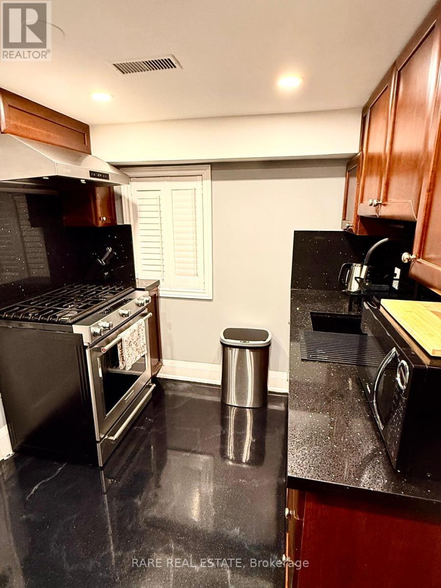 Bsmt - 20 Arctic Fox Crescent, Brampton, Ontario  L6R 0J3 - Photo 8 - W12607980