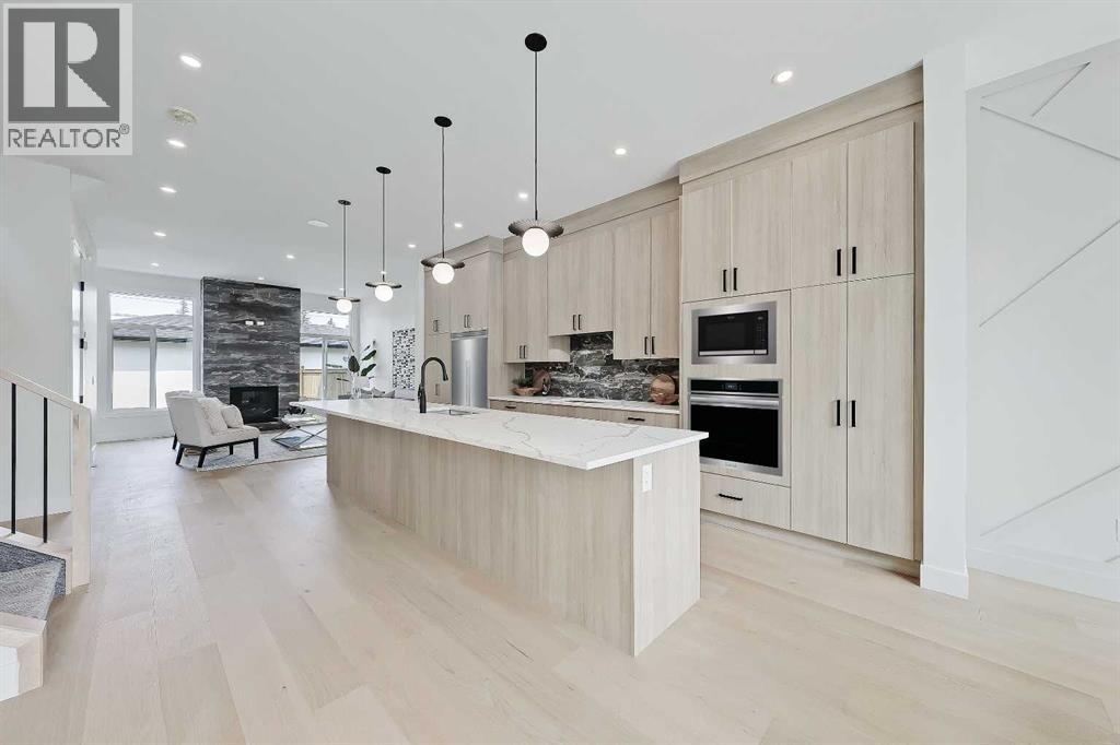 6416 34 Avenue Nw, Calgary, Alberta  T3B 1N1 - Photo 4 - A2274157